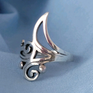 Handcrafted Sterling Silver Abstract Mystical Ring Asymmetrical size 8