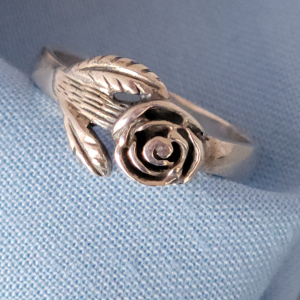 Sterling Silver 925 Pretty Rose Flower Leaf Ring No Stone Floral Plants SIZE 7.5